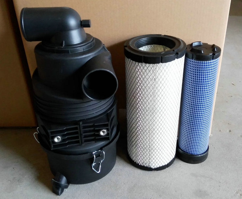 Forklift air filter